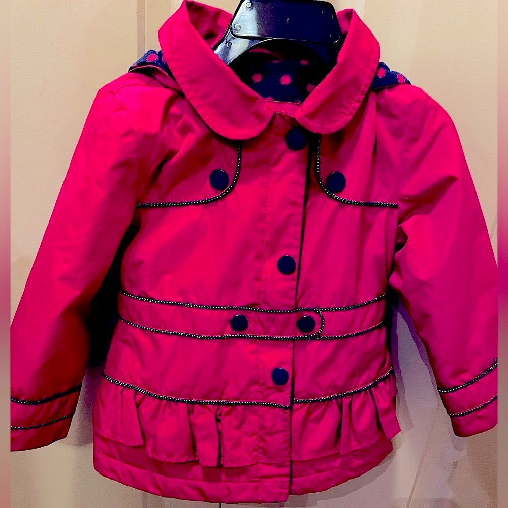 London Fog 2T. Rain Coat with Fleece liner. Adorable Toddler
